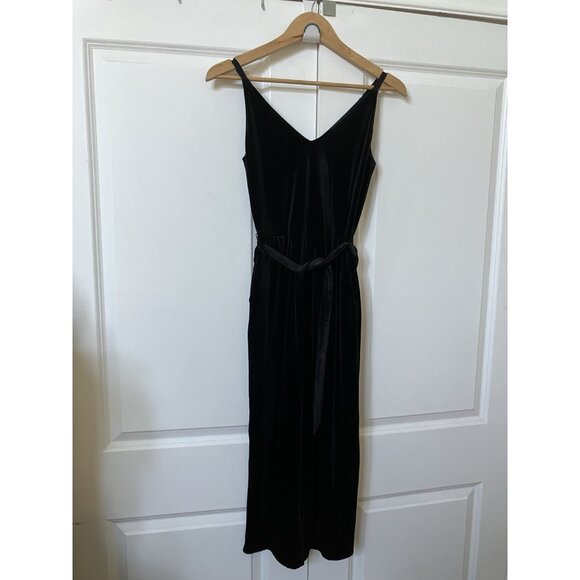 NWT Banana Republic Velvet Jumpsuit Womens 00 Petite Black Holiday - Picture 1 of 9